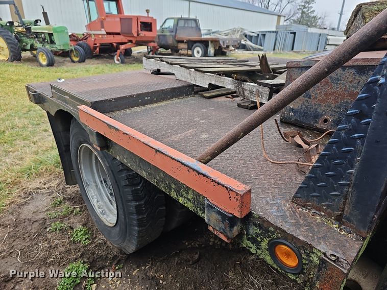 image for item DR5977 1976 Chevrolet C65  flatbed truck