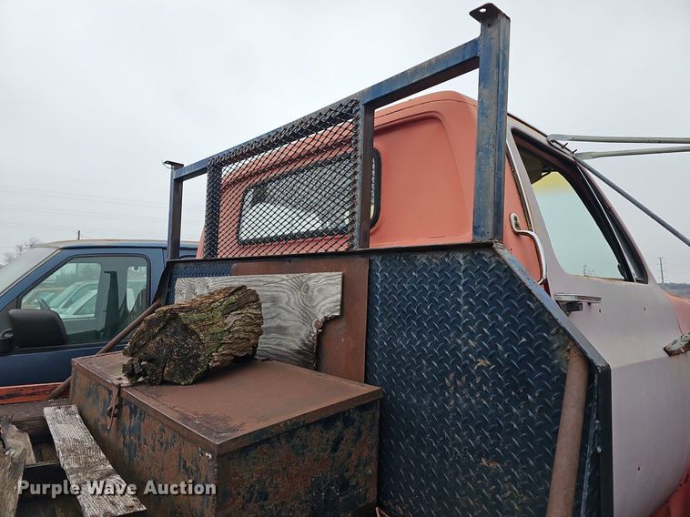 image for item DR5977 1976 Chevrolet C65  flatbed truck