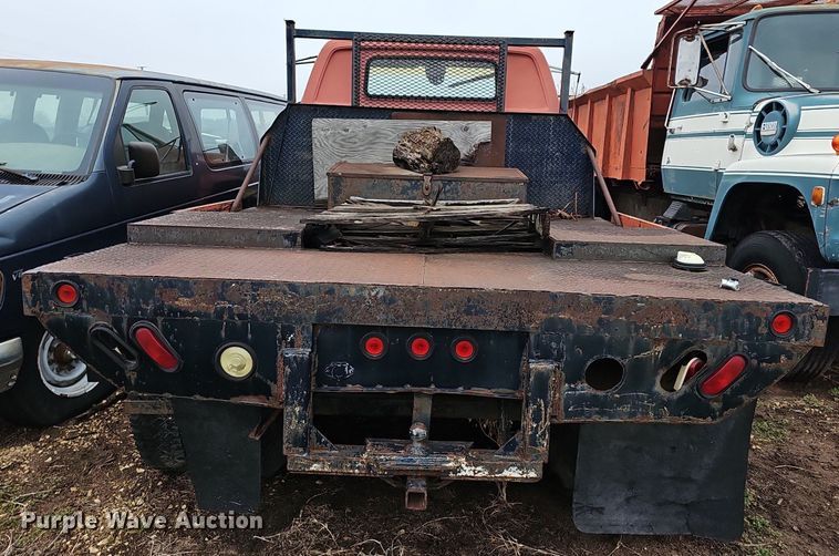 image for item DR5977 1976 Chevrolet C65  flatbed truck