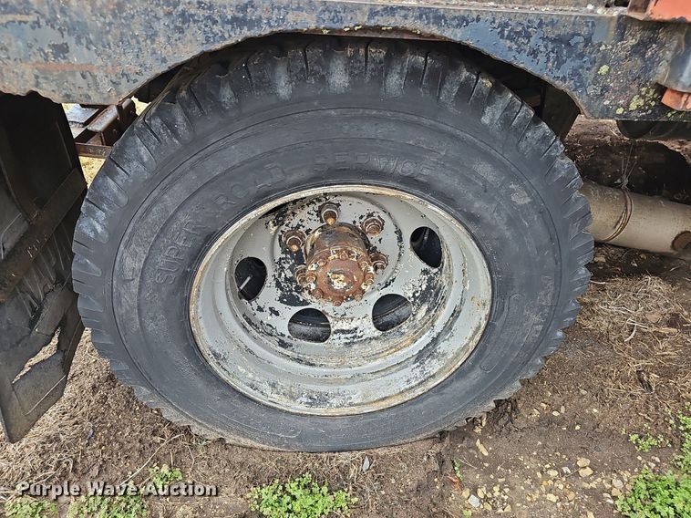 image for item DR5977 1976 Chevrolet C65  flatbed truck