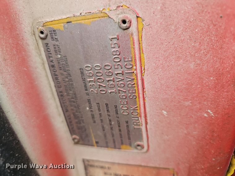 image for item DR5977 1976 Chevrolet C65  flatbed truck