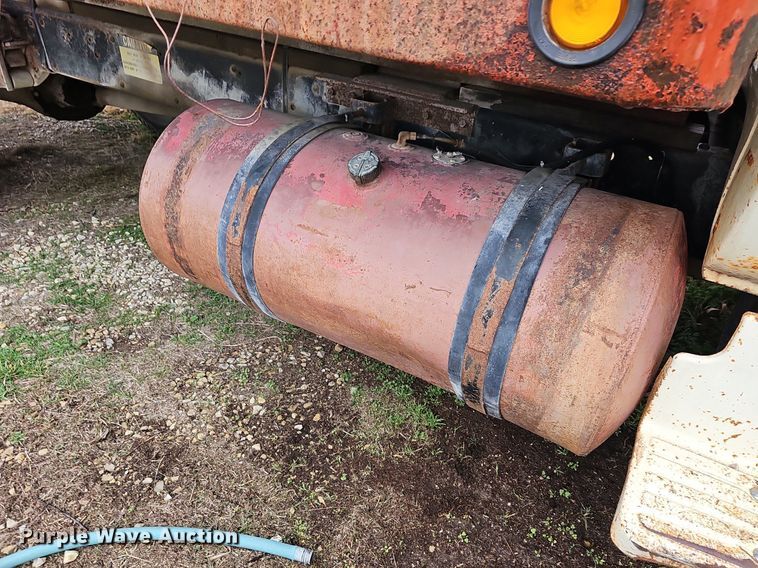 image for item DR5978 1979 Chevrolet C70  grain truck