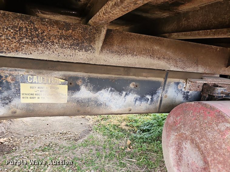 image for item DR5978 1979 Chevrolet C70  grain truck