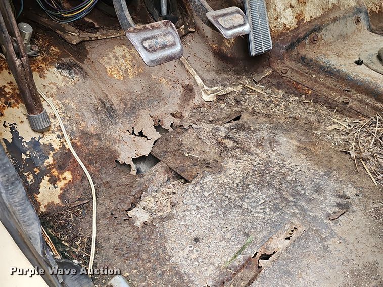 image for item DR5978 1979 Chevrolet C70  grain truck