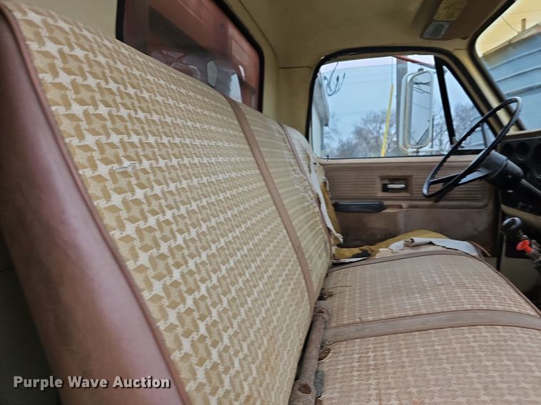 image for item DR5978 1979 Chevrolet C70  grain truck