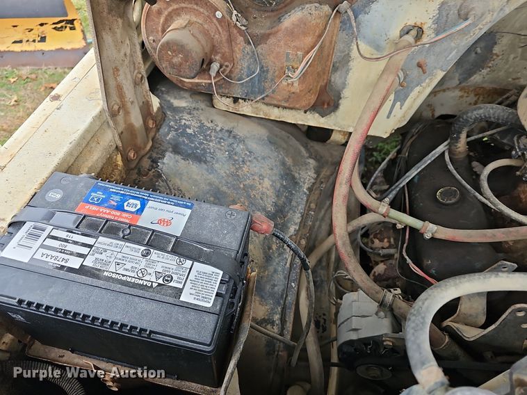 image for item DR5978 1979 Chevrolet C70  grain truck