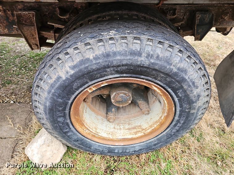 image for item DR5978 1979 Chevrolet C70  grain truck