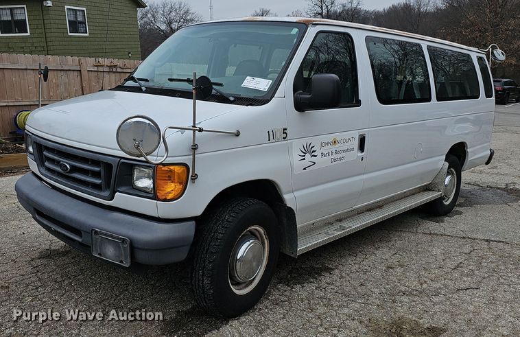 image for item DR5979 2006 Ford E350 Super Duty XL  van