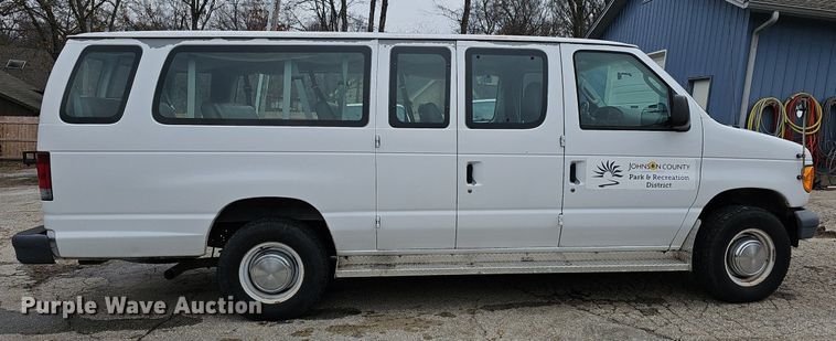 image for item DR5979 2006 Ford E350 Super Duty XL  van