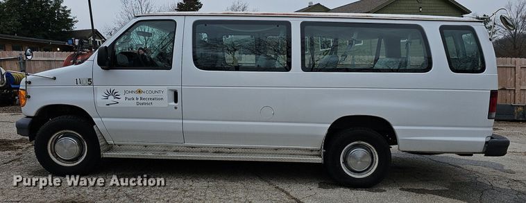 image for item DR5979 2006 Ford E350 Super Duty XL  van