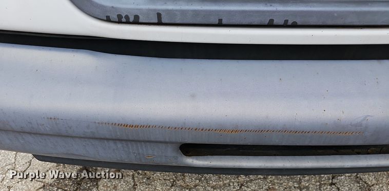 image for item DR5979 2006 Ford E350 Super Duty XL  van