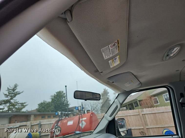 image for item DR5979 2006 Ford E350 Super Duty XL  van