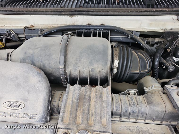 image for item DR5979 2006 Ford E350 Super Duty XL  van