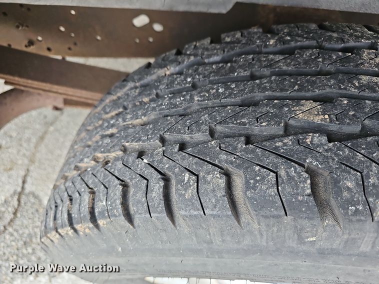 image for item DR5979 2006 Ford E350 Super Duty XL  van