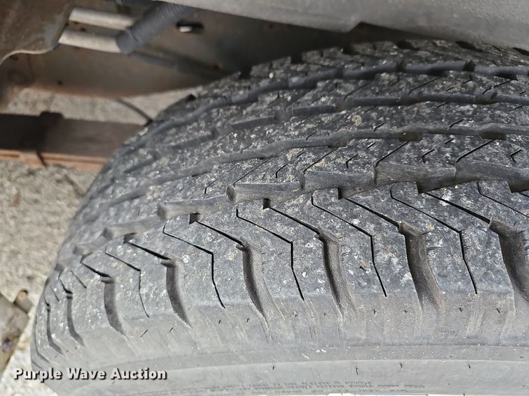 image for item DR5979 2006 Ford E350 Super Duty XL  van