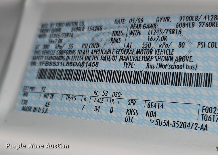 image for item DR5979 2006 Ford E350 Super Duty XL  van