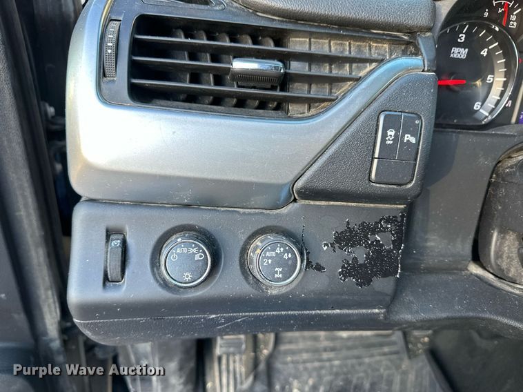 image for item EK9885 2015 Chevrolet Tahoe Police  SUV