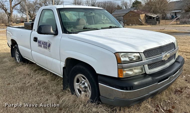 image for item EK9888 2004 Chevrolet Silverado 1500  pickup truck