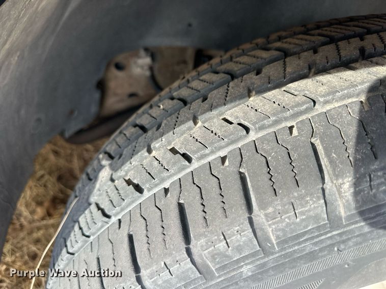 image for item EK9888 2004 Chevrolet Silverado 1500  pickup truck