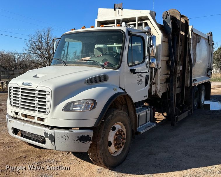 image for item IB9283 2012 Freightliner Business Class M2 106  refuse truck
