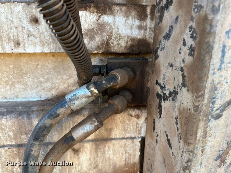 image for item IB9283 2012 Freightliner Business Class M2 106  refuse truck