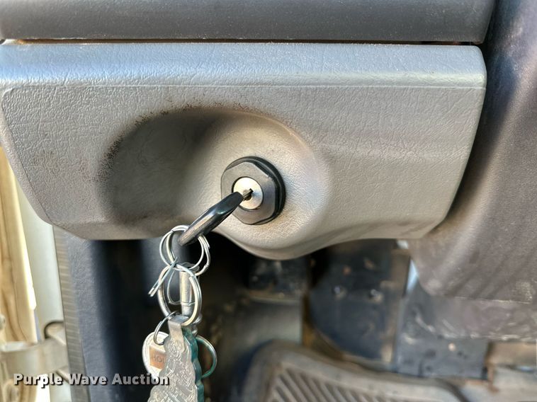 image for item IB9283 2012 Freightliner Business Class M2 106  refuse truck