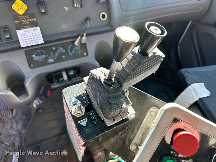 image for item IB9283 2012 Freightliner Business Class M2 106  refuse truck