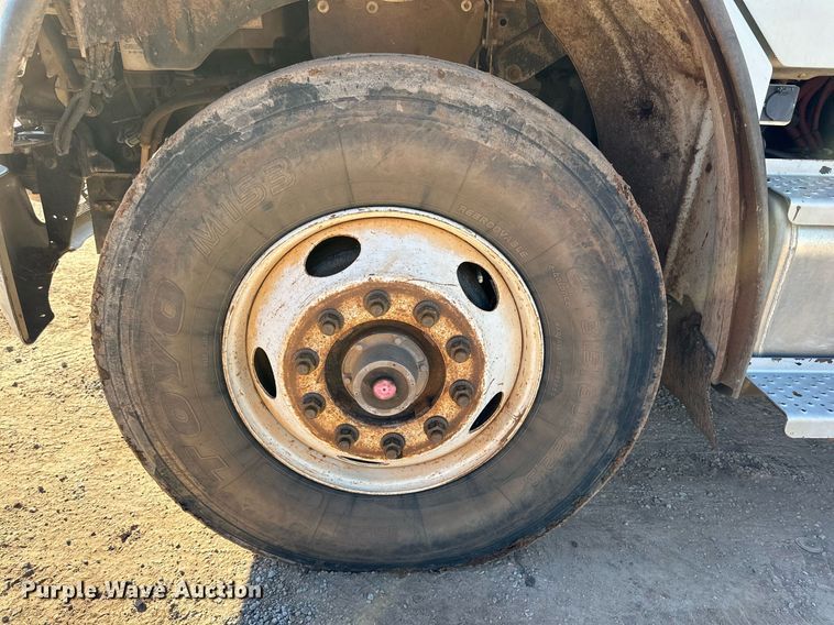 image for item IB9283 2012 Freightliner Business Class M2 106  refuse truck