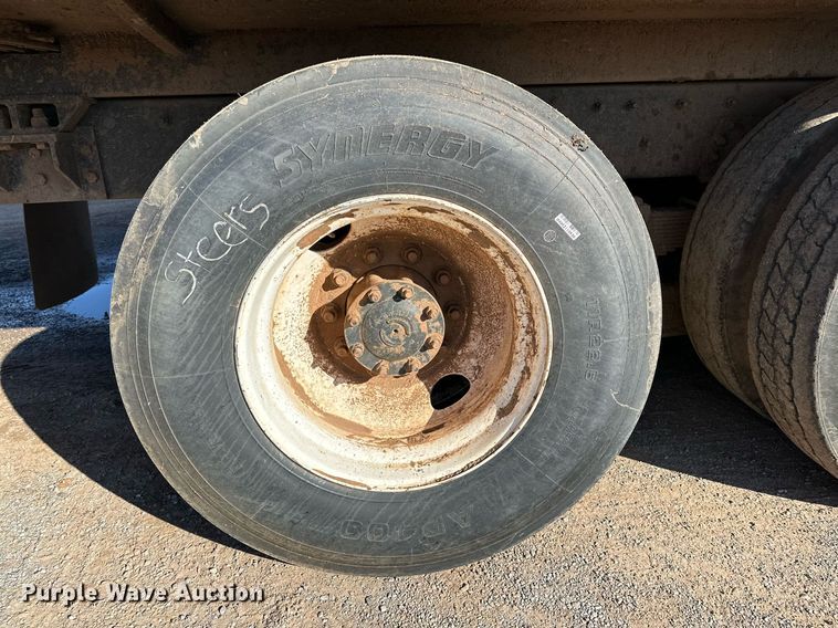 image for item IB9283 2012 Freightliner Business Class M2 106  refuse truck