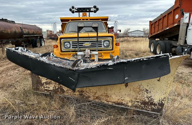 image for item IB9286 1988 Chevrolet C70  dump truck