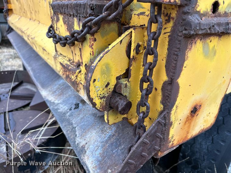 image for item IB9286 1988 Chevrolet C70  dump truck