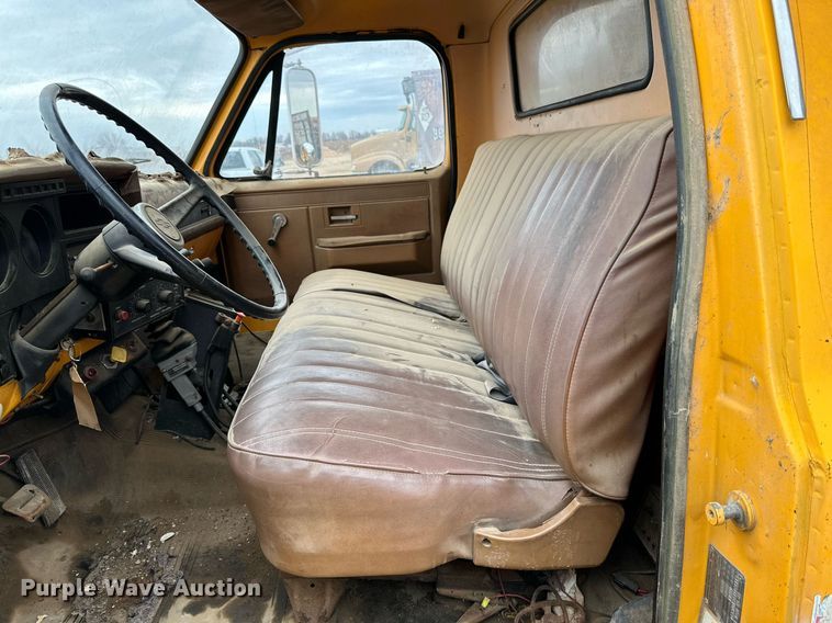 image for item IB9286 1988 Chevrolet C70  dump truck