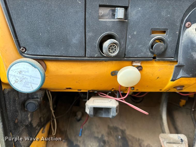 image for item IB9286 1988 Chevrolet C70  dump truck