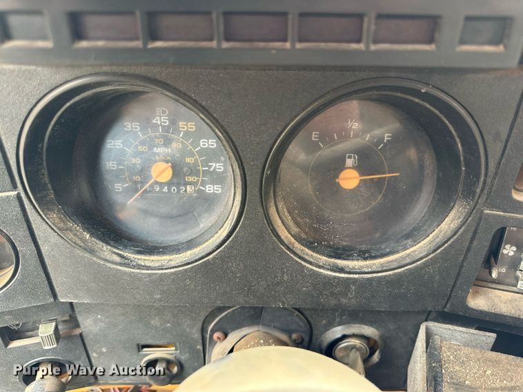 image for item IB9286 1988 Chevrolet C70  dump truck