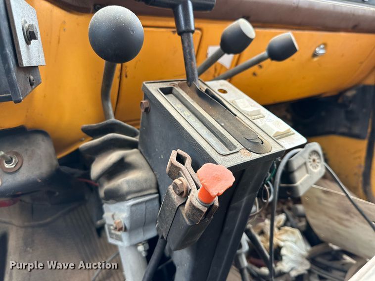 image for item IB9286 1988 Chevrolet C70  dump truck