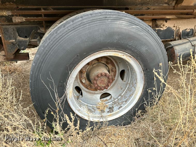 image for item IB9286 1988 Chevrolet C70  dump truck