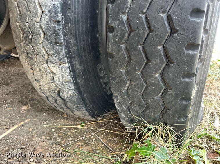 image for item IB9286 1988 Chevrolet C70  dump truck