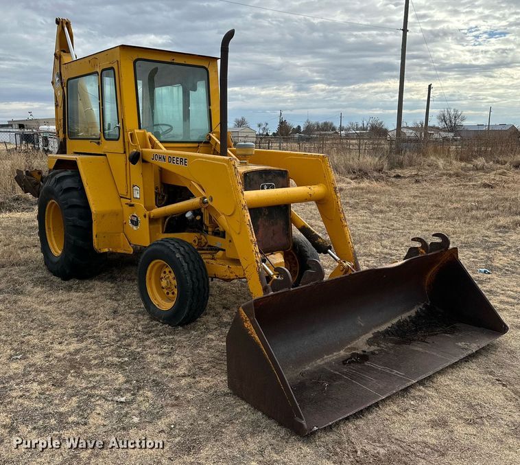 image for item IB9288 1973 John Deere 410  backhoe