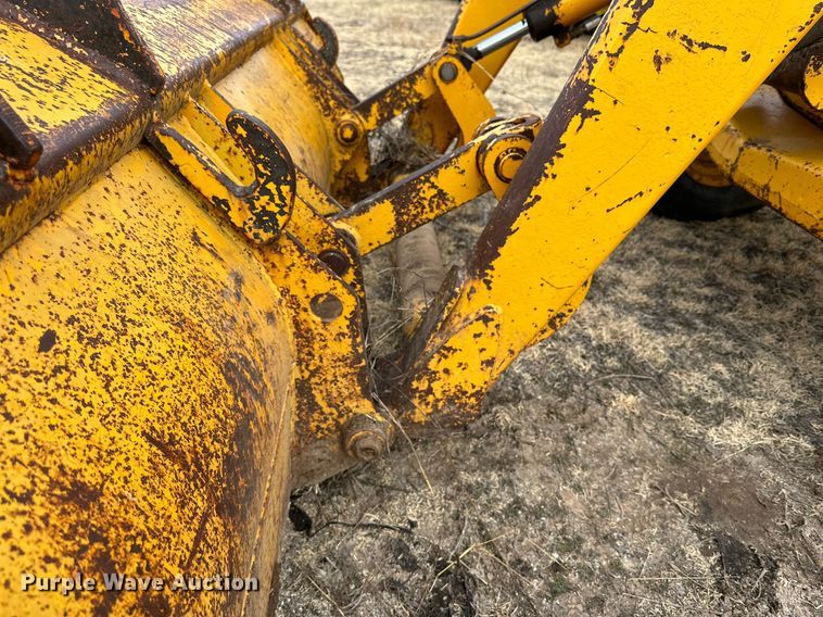 image for item IB9288 1973 John Deere 410  backhoe