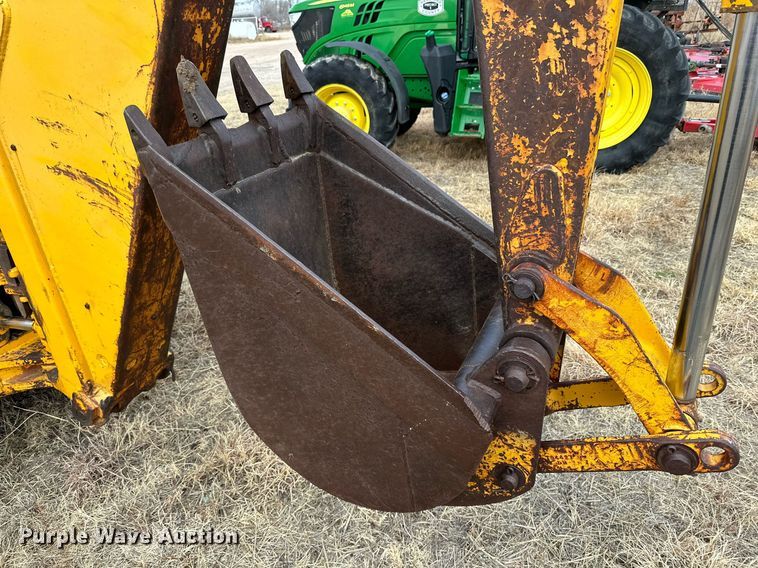 image for item IB9288 1973 John Deere 410  backhoe