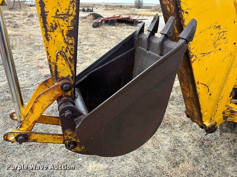 image for item IB9288 1973 John Deere 410  backhoe