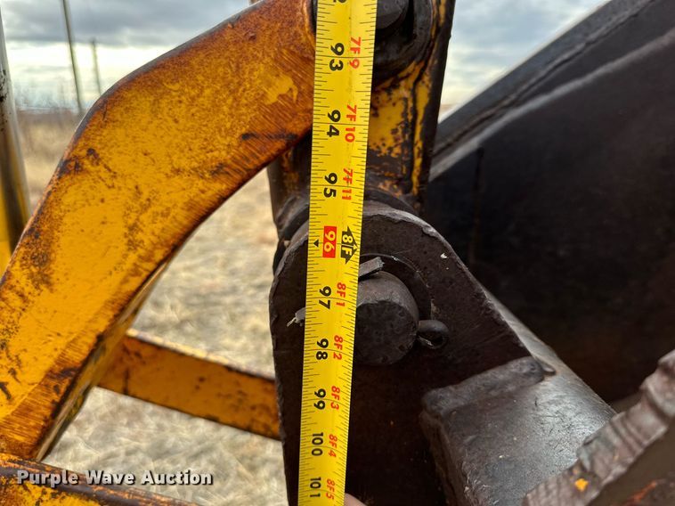 image for item IB9288 1973 John Deere 410  backhoe