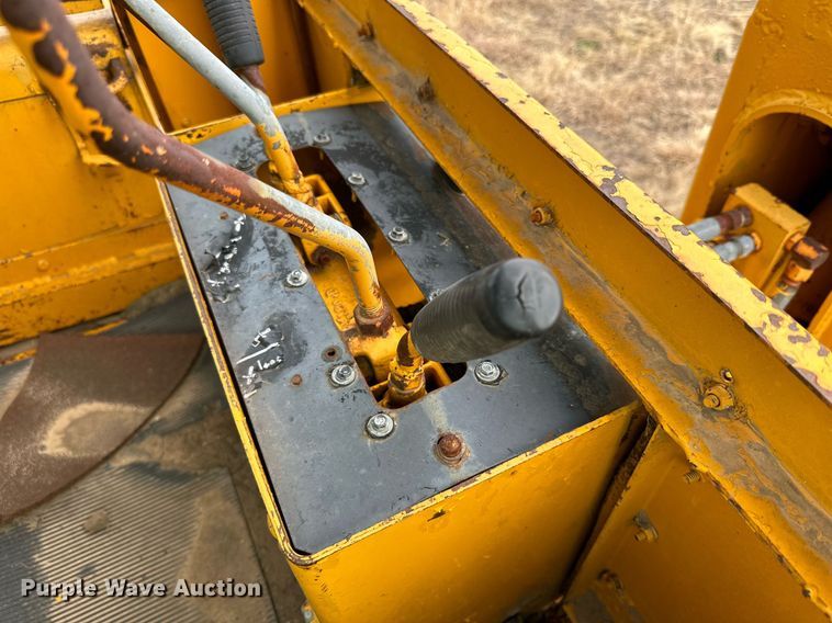 image for item IB9288 1973 John Deere 410  backhoe