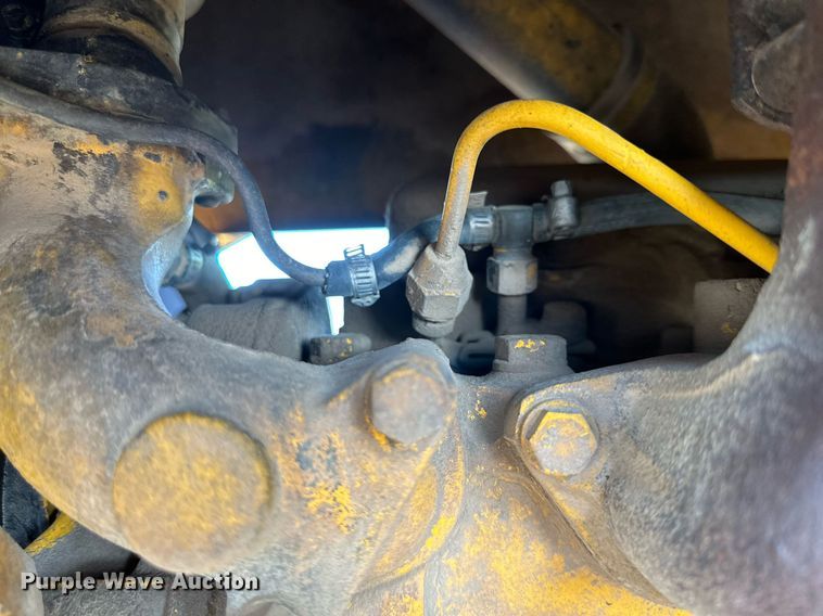 image for item IB9288 1973 John Deere 410  backhoe