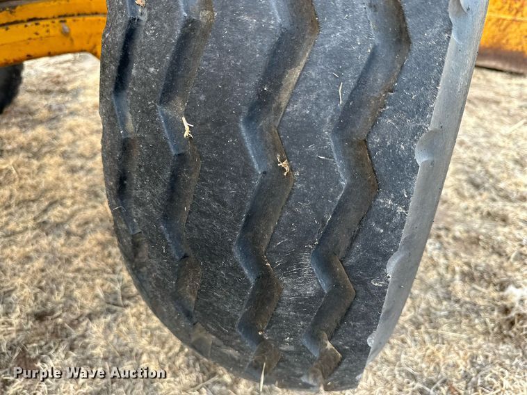 image for item IB9288 1973 John Deere 410  backhoe