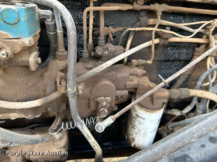 image for item IB9289 1983 International TranStar F4370  semi truck