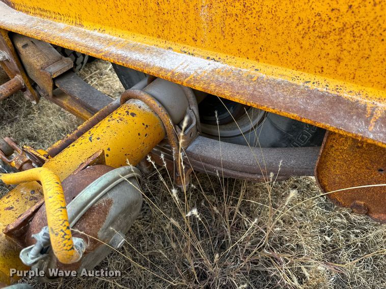 image for item IB9290 1985 Belshe  equipment trailer