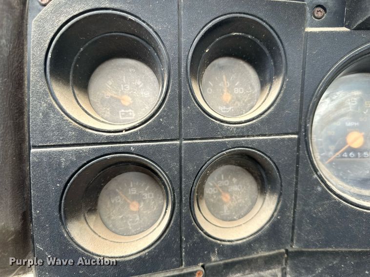 image for item IB9291 1986 GMC C6000  dump flatbed truck