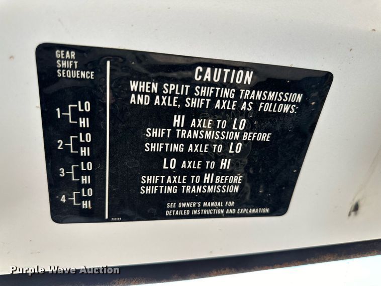 image for item IB9291 1986 GMC C6000  dump flatbed truck