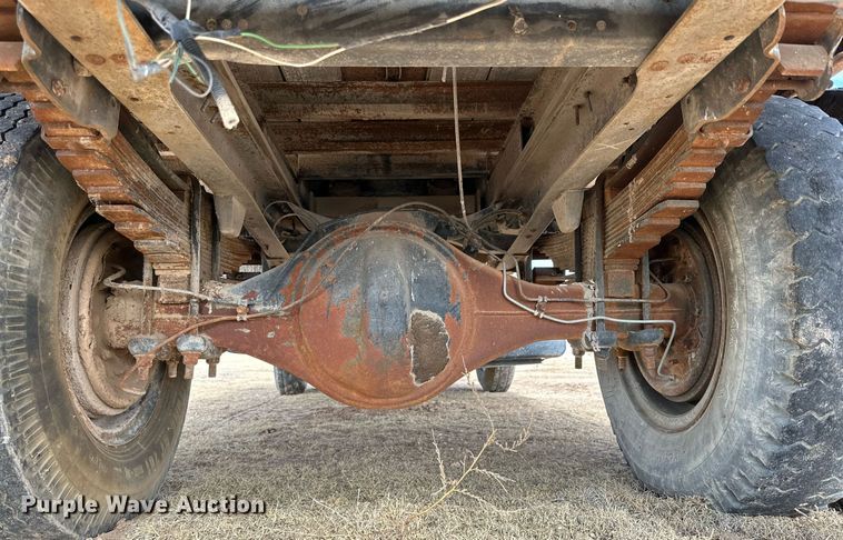 image for item IB9291 1986 GMC C6000  dump flatbed truck